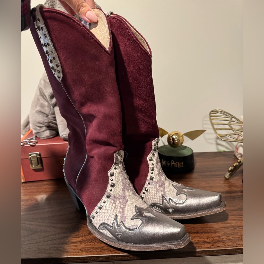 Idyllwind Western boots. Wide calf. Size 8